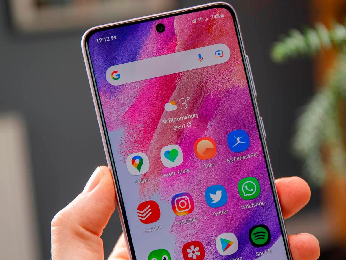 Samsung Galaxy S21 FE 5G with 100GB data