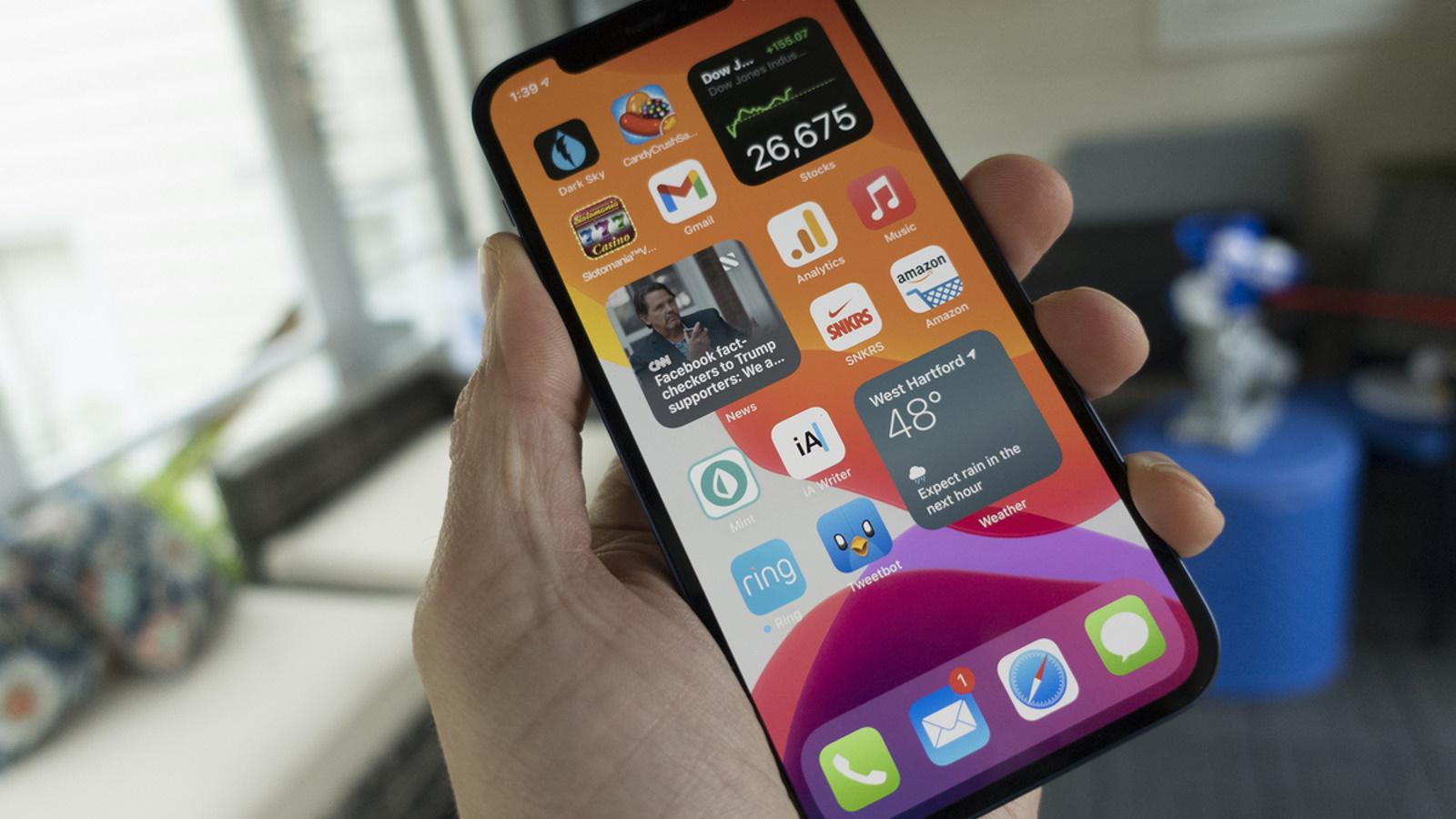 Apple iPhone 12 – das beste iPhone für ältere Kinder