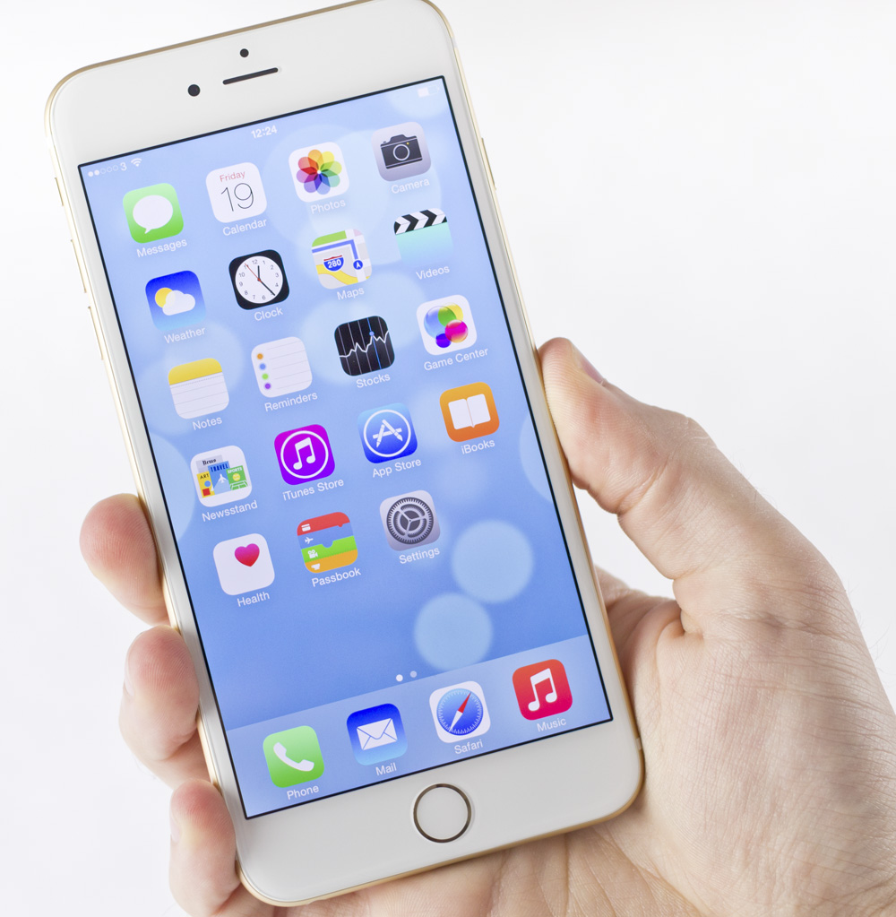 iPhone 6 Plus vs iPad mini 3 comparison | iPad vs iPhone - Tech Advisor