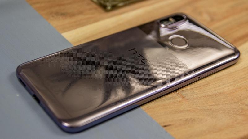 HTC U12 Life Review  Earns its Stripes - 4