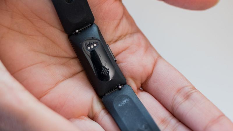 Fitbit Inspire Review A Basic Fitness Tracker At A Basic Price Tech Advisor