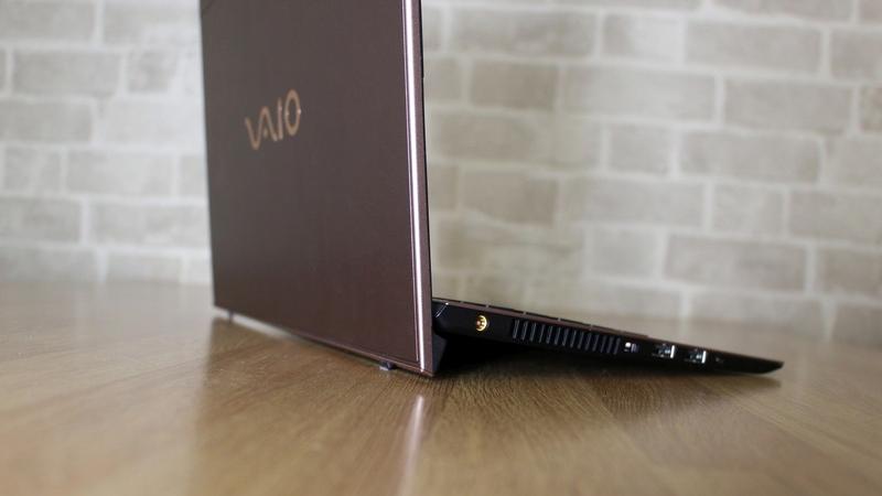 Vaio SX14 design