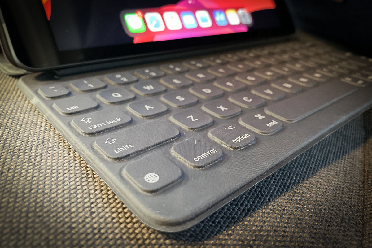 iPad 10.2 Smart Keyboard