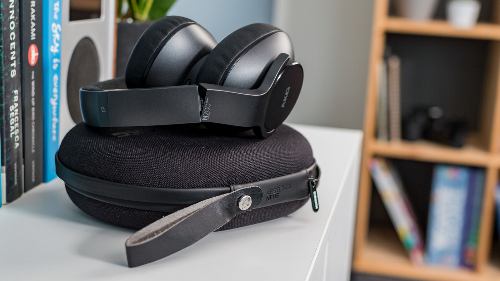 Akg n700ncm2 wireless online headphones review