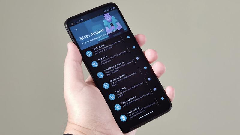 Moto G32 review: 90Hz and stereo sound — Root Nation