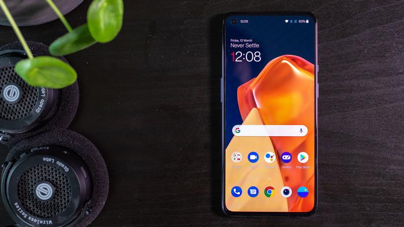 OnePlus 9 screen