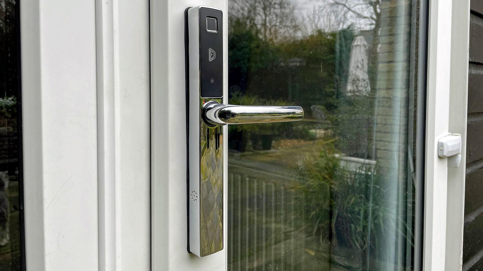 Ultion Nuki Review: A Smart Lock for UK Doors - Tech Advisor