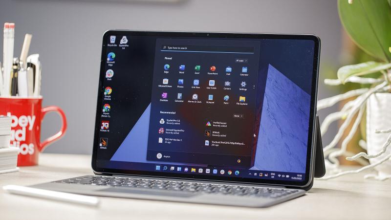 Huawei MateBook E (2022) Review: Not Quite A Surface Pro Rival