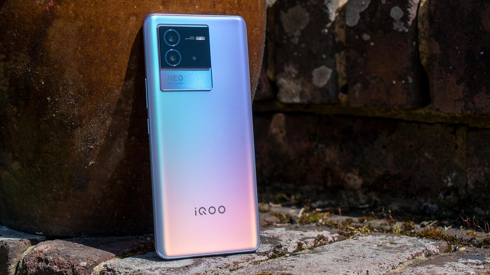 iQoo Neo 6 - Gaming on a Budget