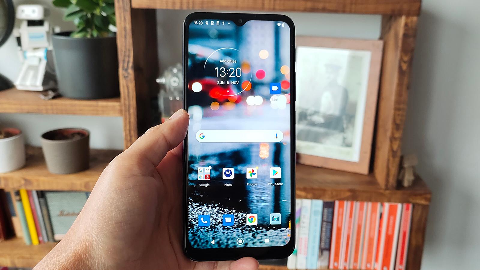 Moto G9 Play - Great value smartphone