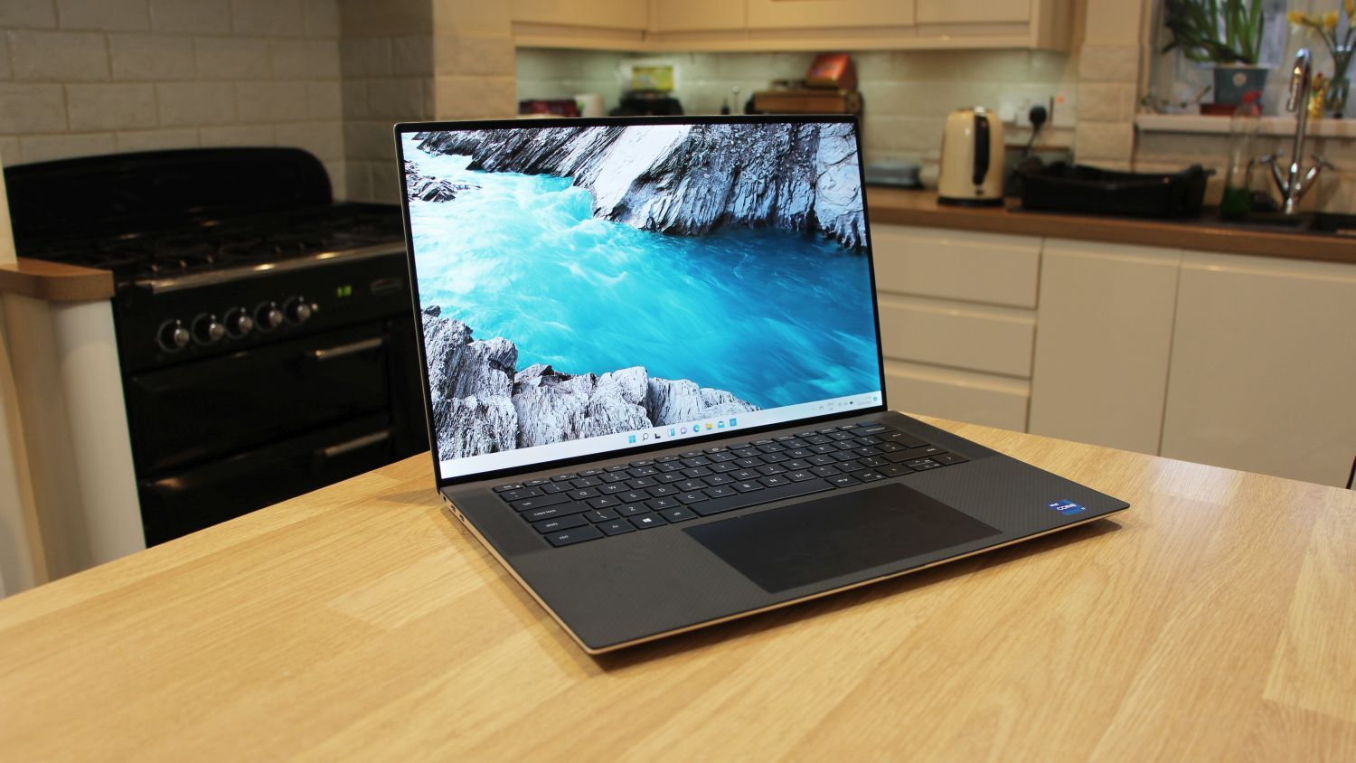 Dell XPS 15 (late 2021) - Best Keyboard